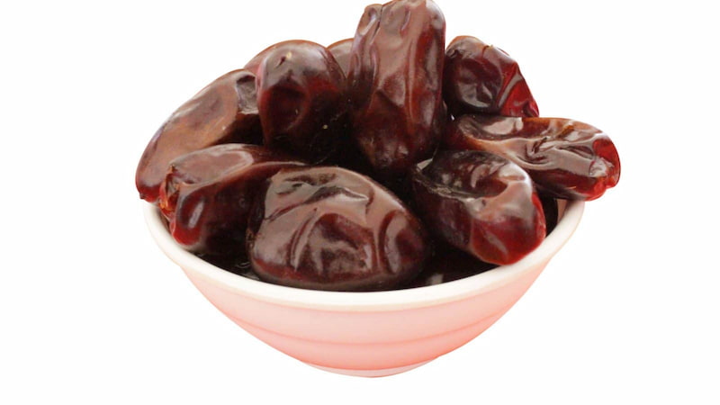 تصویر 4 از خرما مضافتی مروارید سیاه تازه و مناسب مصرف روزانه